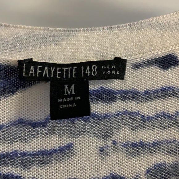 Gorgeous and figure flattering twin set - Picture 3 of 9